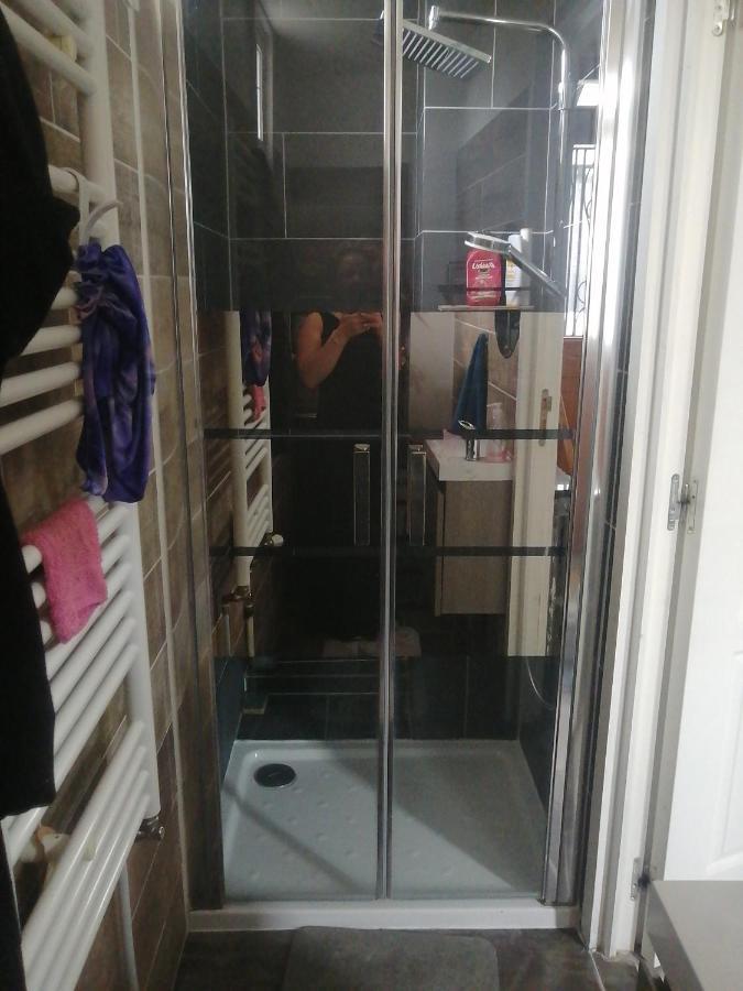 Apartamento Petit Cocon Pour 1 Personne Argenteuil Exterior foto